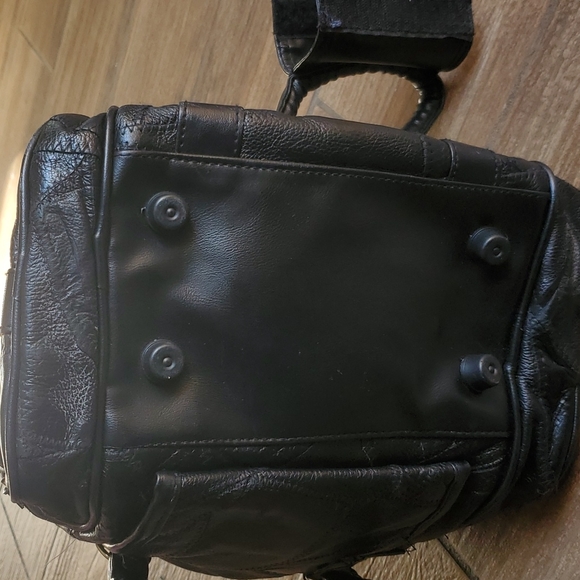 Black Leather Women's Bag - Picture 5 of 13